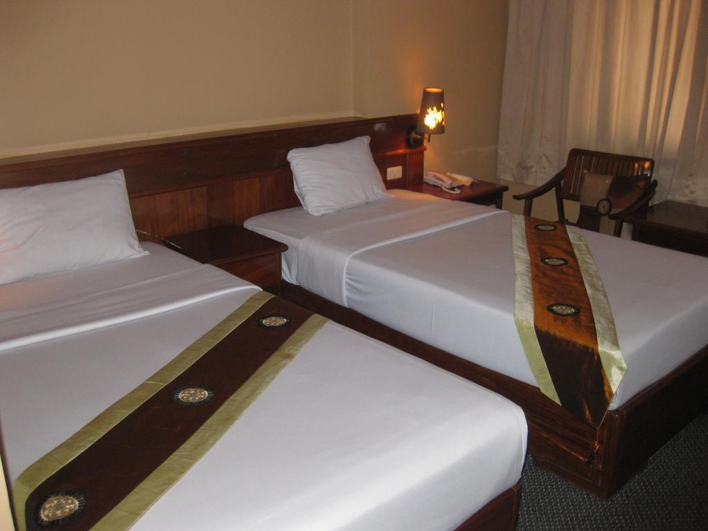 Princess Hotel Phnom Penh Exterior foto