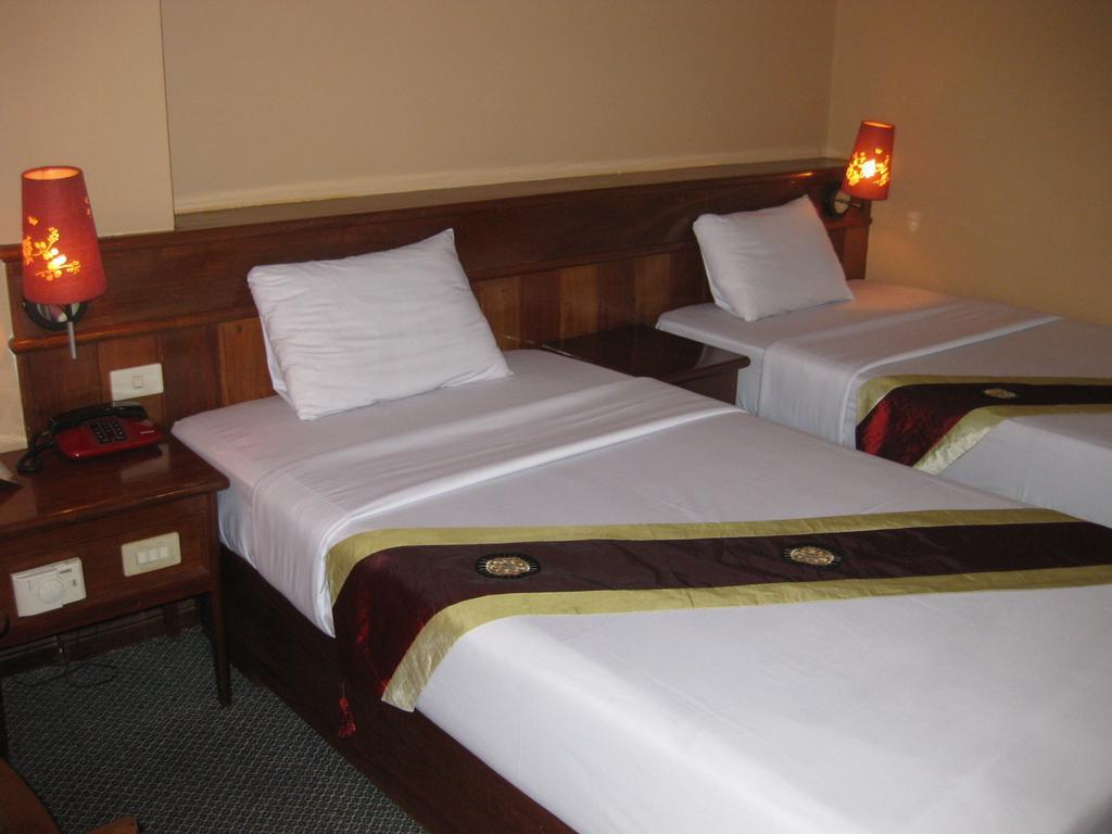 Princess Hotel Phnom Penh Exterior foto