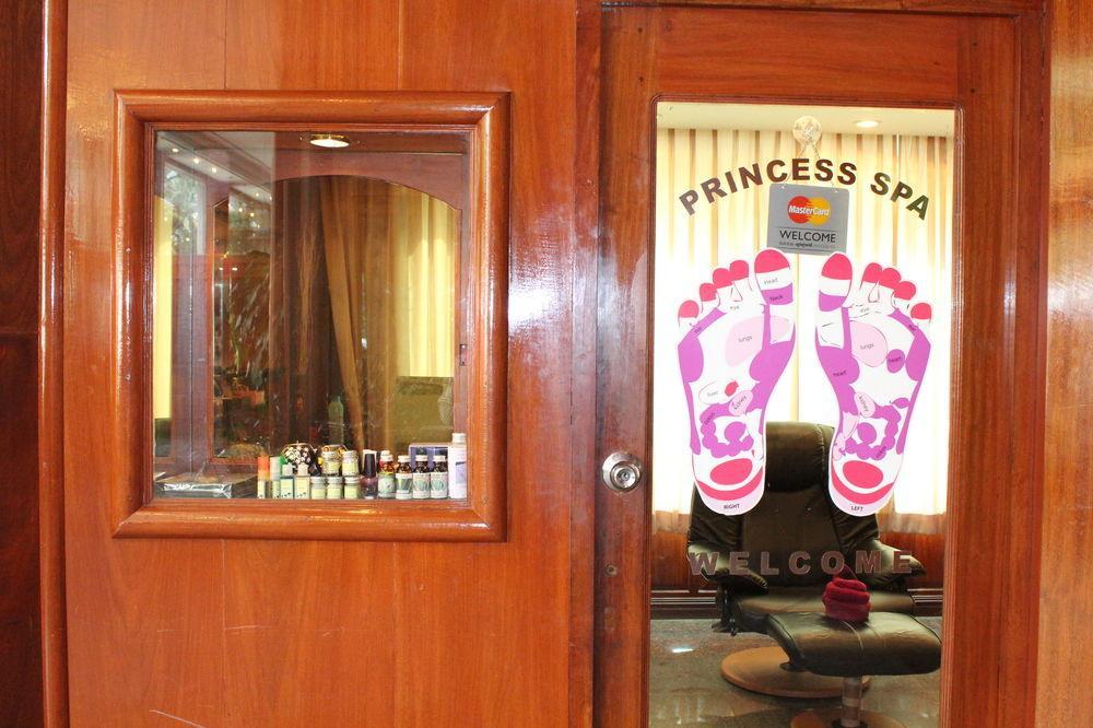 Princess Hotel Phnom Penh Exterior foto